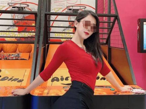 网红蓓蓓刘玥,从网络红人到时尚偶像的蜕变之路