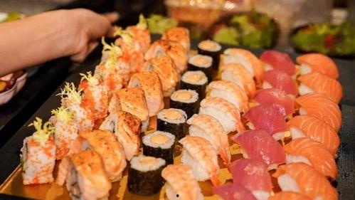 看厨师现做的日料,探秘日料厨师精湛技艺