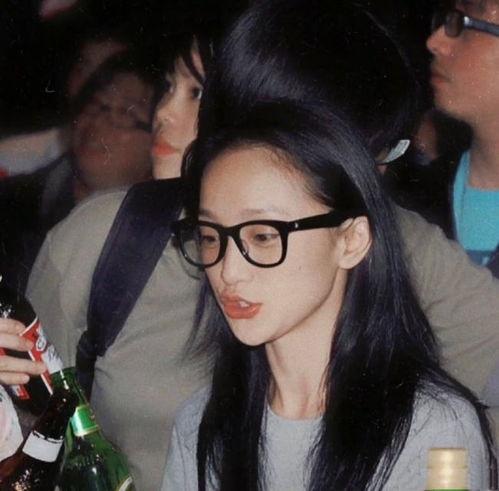 明星 大黑框眼镜