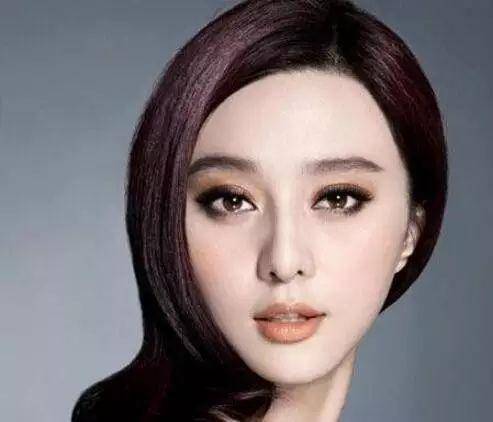 女明星的高低眉,揭秘女明星高低眉的独特魅力